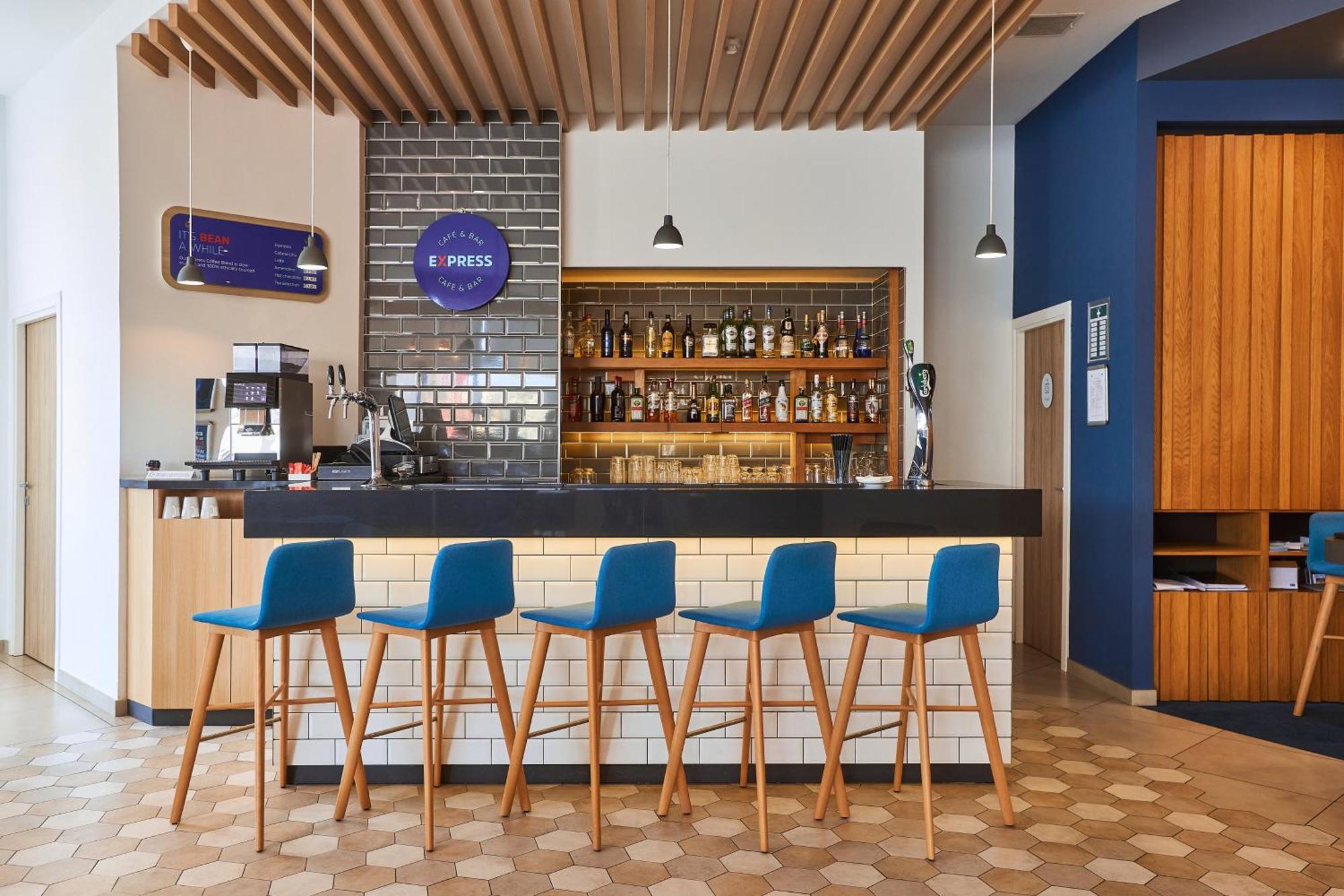 Holiday Inn Express - Malta By Ihg Saint Julian's Luaran gambar