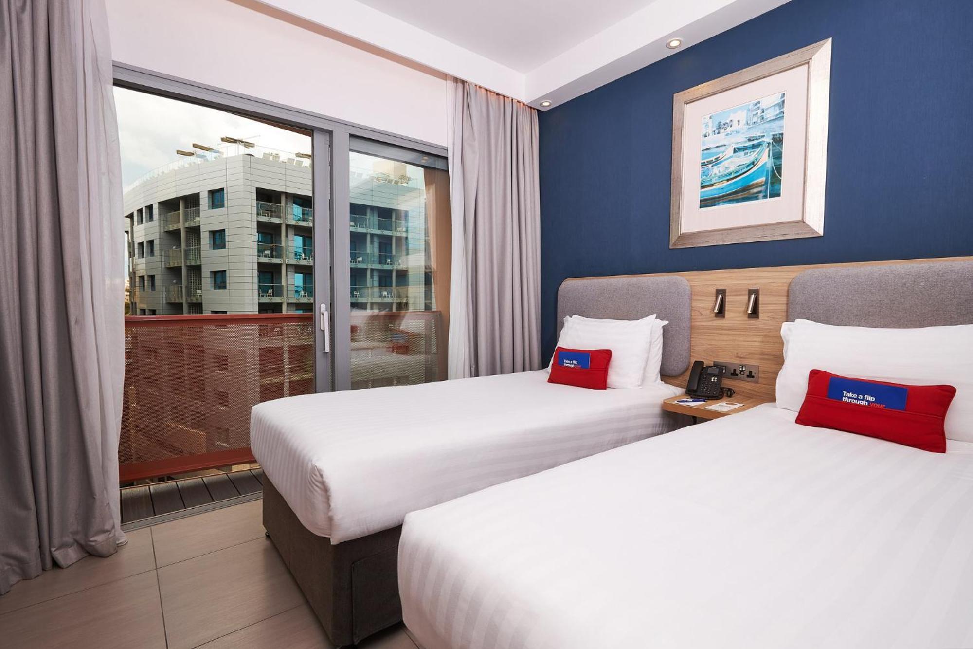 Holiday Inn Express - Malta By Ihg Saint Julian's Luaran gambar