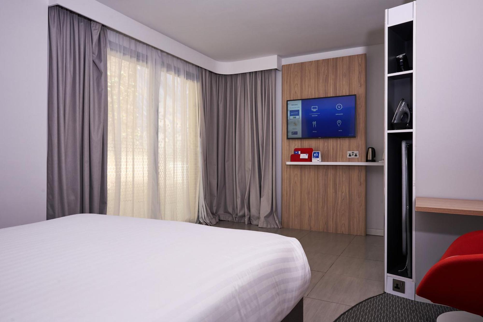 Holiday Inn Express - Malta By Ihg Saint Julian's Luaran gambar
